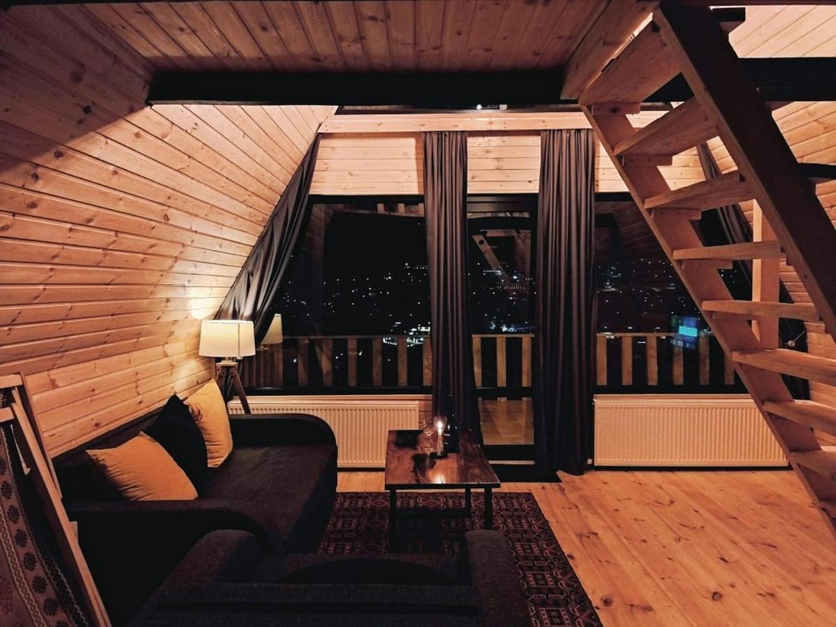 Little Wood House Gergeti Kazbegi